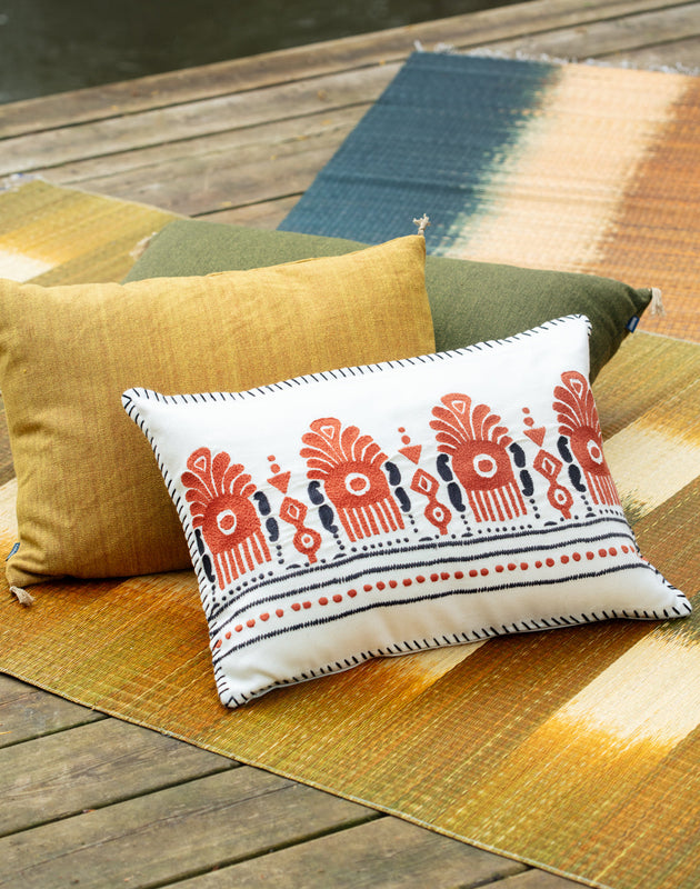 Naya outdoor cushion