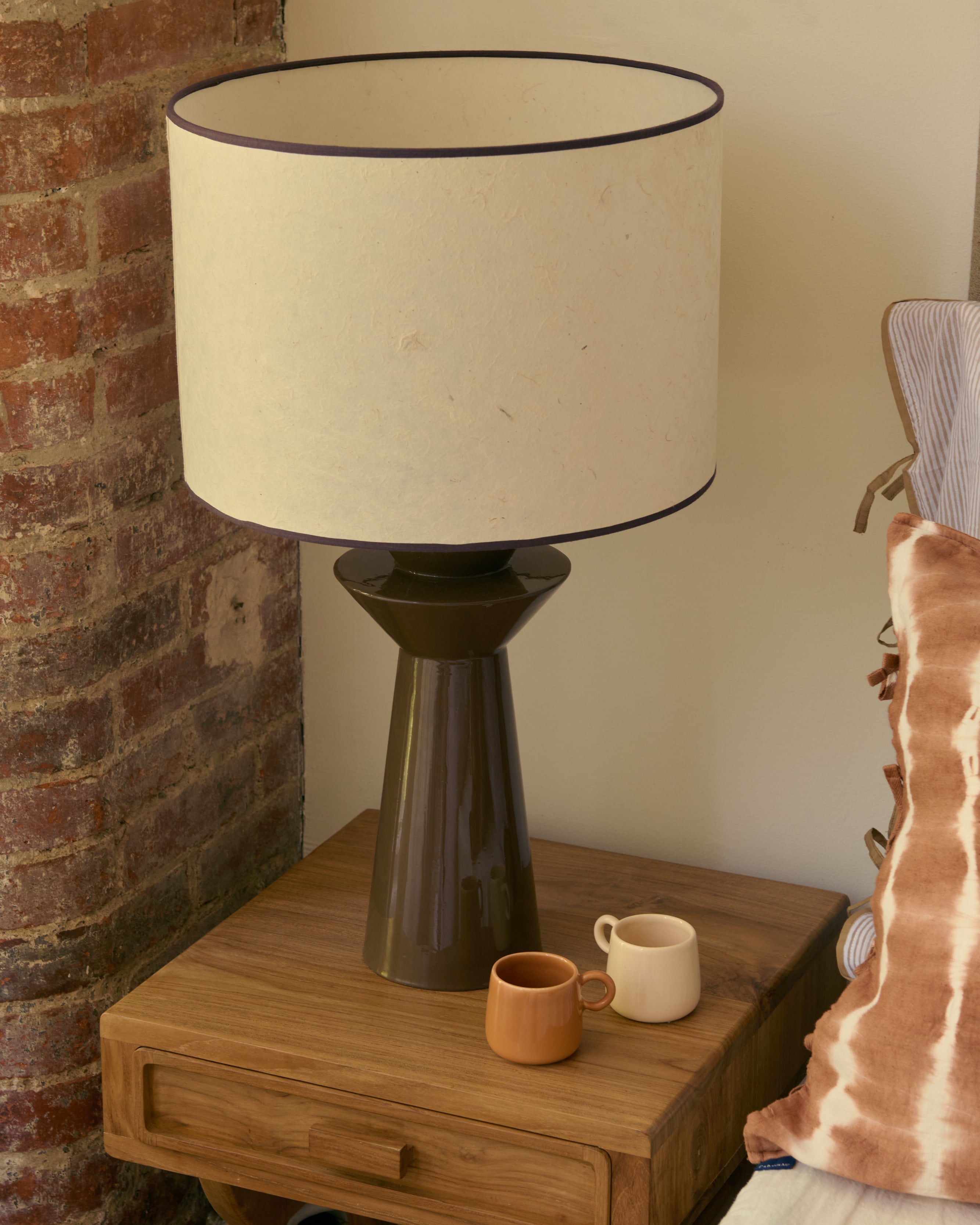 Leo paper lampshade - Anthracite Grey - Lighting - Caravane