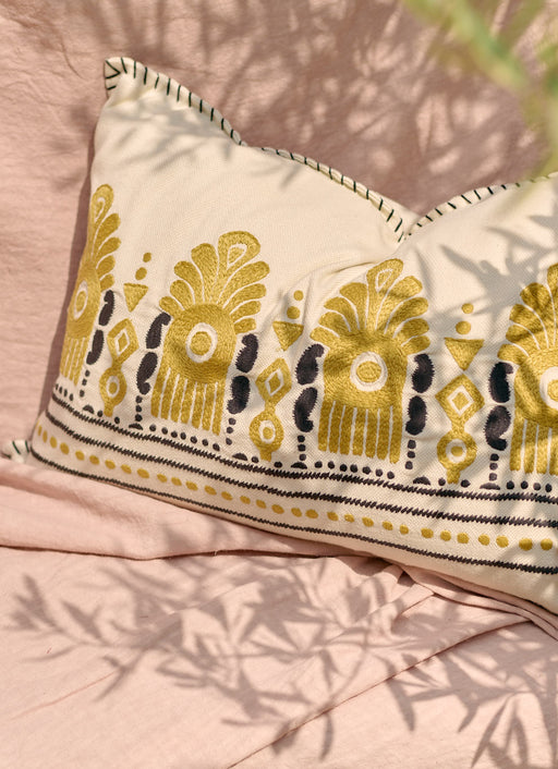 Naya outdoor cushion