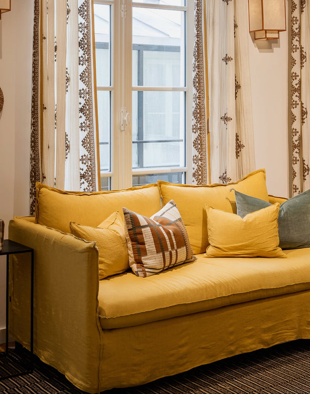 Holi sofa - 2 seater