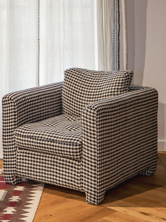 Stella armchair
