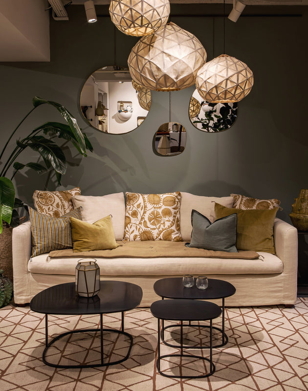 Trois tables basses Ame en acier brut
