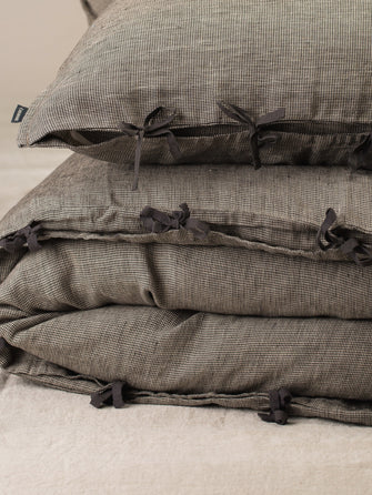 Thread by thread duvet cover