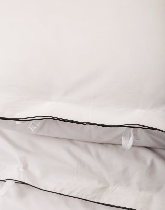 Bora bedding set - Black