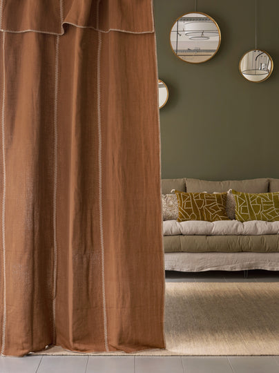 Zarif bedspread