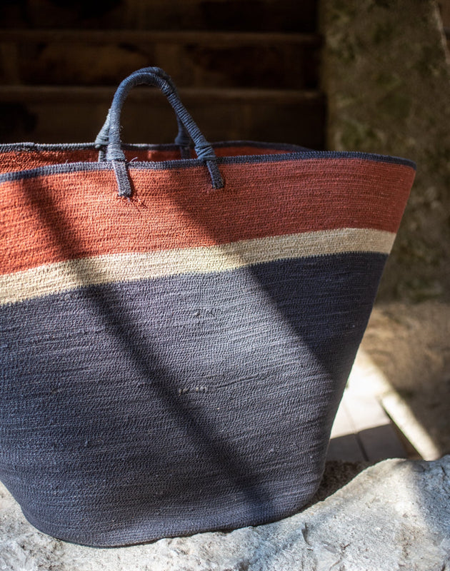 Panier TIBA tissée en jonc de mer - CARAVANE