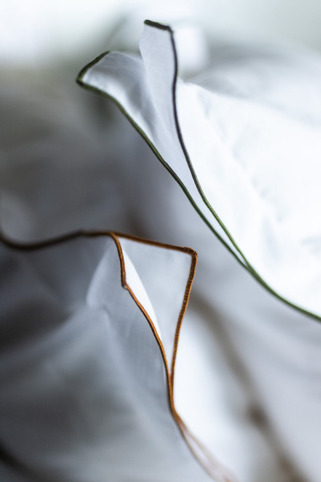 Set de 2 taies d'oreiller Bora en percale de coton biologique Set de 2 taies d'oreiller Bora en percale de coton biologique