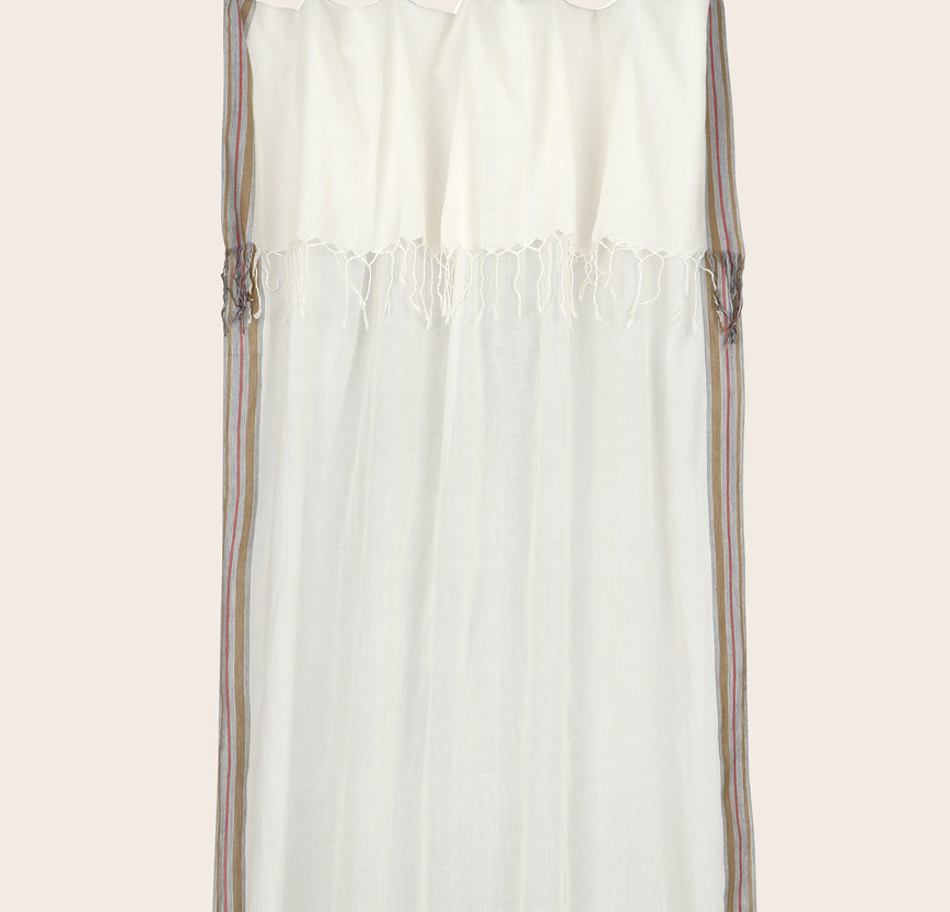 Sivi Curtain