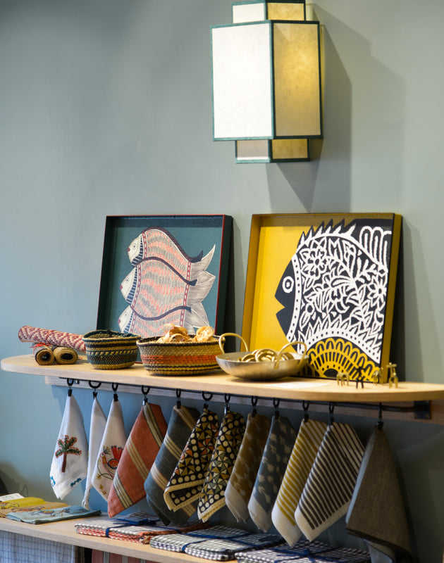 Ion Nepal Wall Lamp