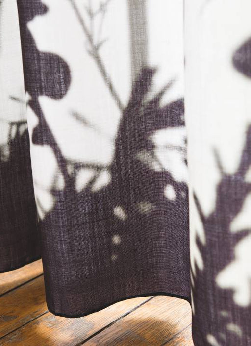 Détail du bas du rideau Feuillages