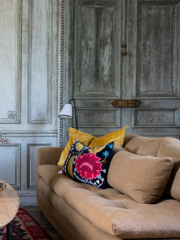 Housse de coussin Mysore aux motifs fleuris et chaleureux