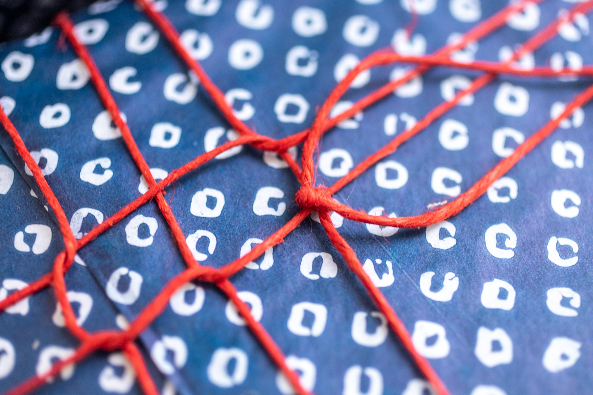 Gift-wrapping kit