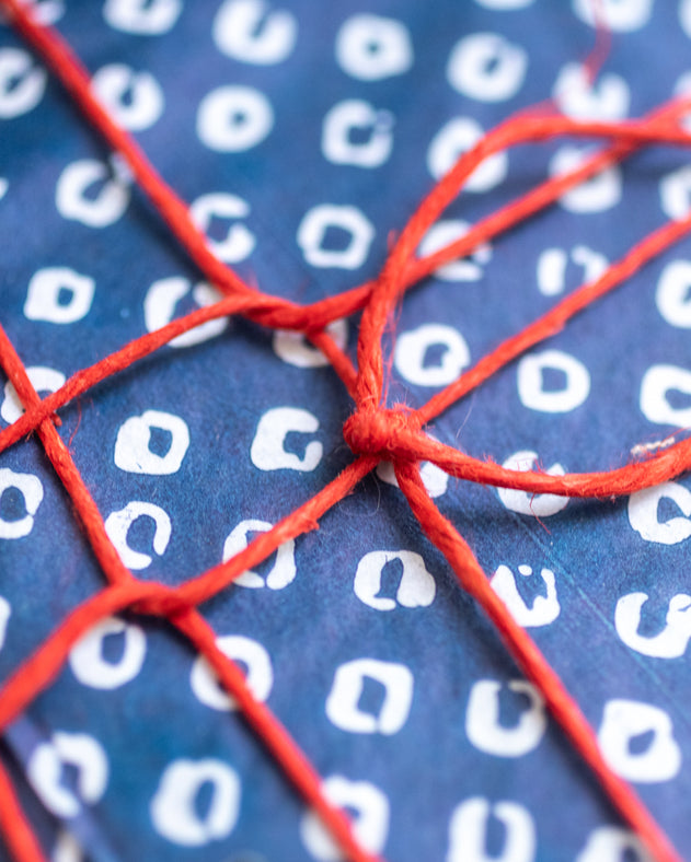 Gift-wrapping kit