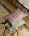 Petits coussins en lin lavé à carreaux pour la tête