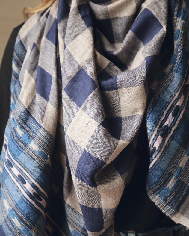 Echarpe en laine de yack et pashmina carreaux bleus