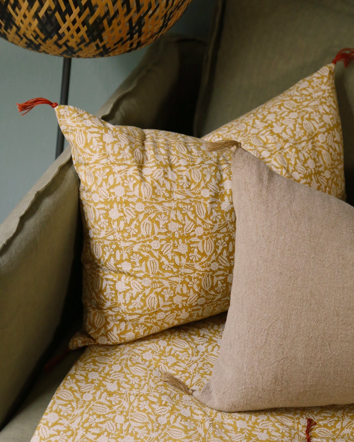Housse de coussin Tulipan curcuma