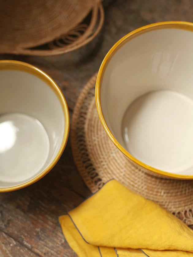 Saladier en faïence émaillée jaune et blanc - Caravane