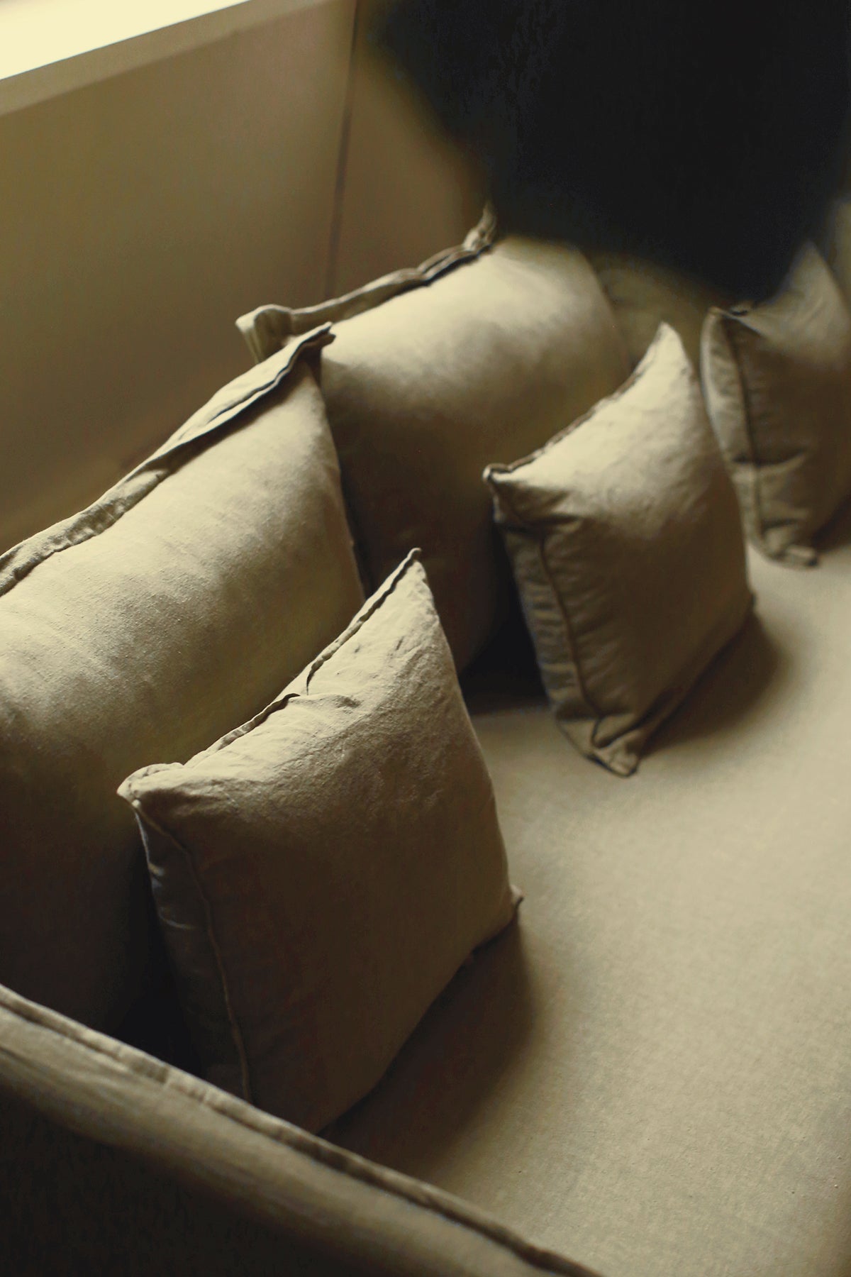 Holi sofa - 3 seater