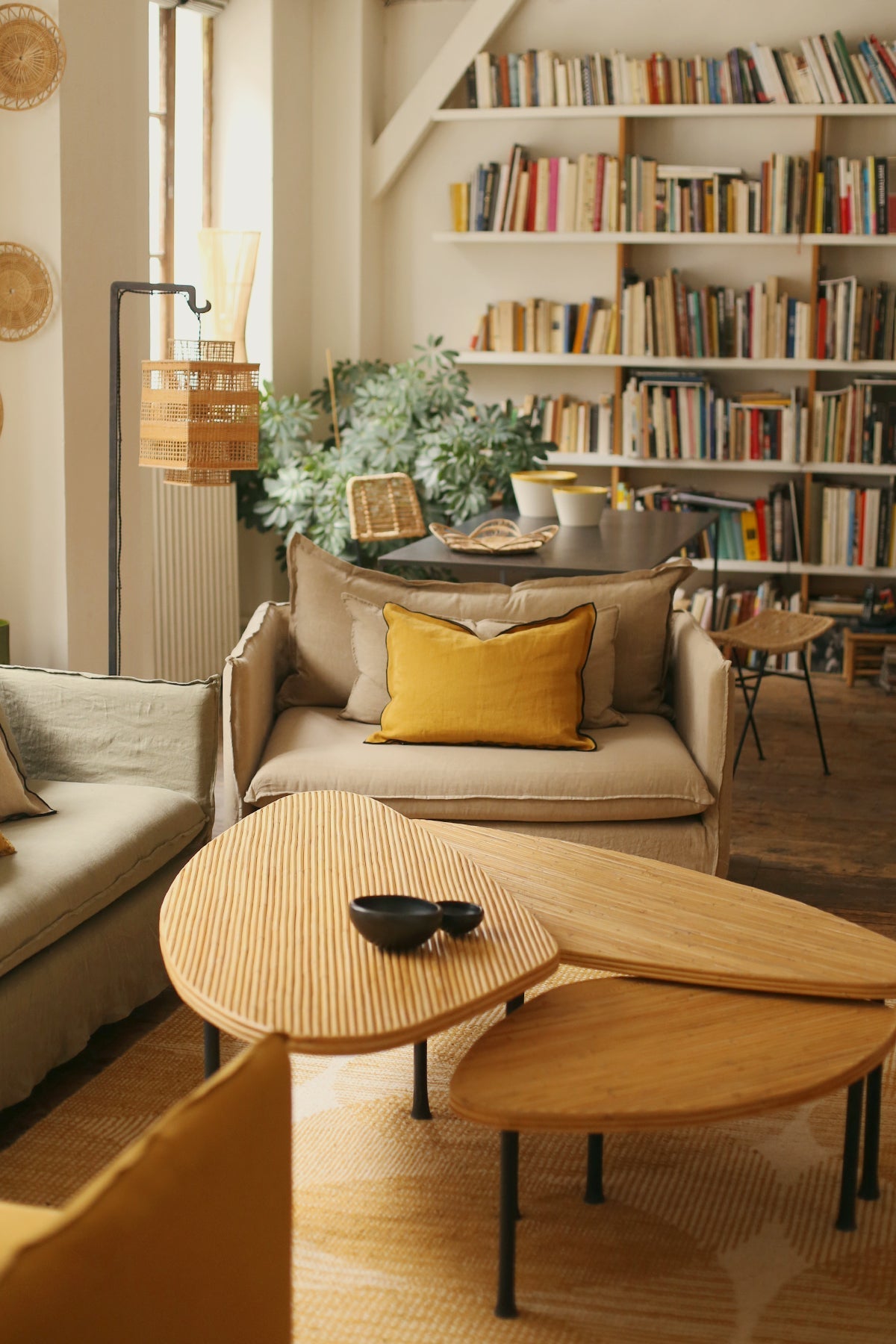 Yomi coffee table
