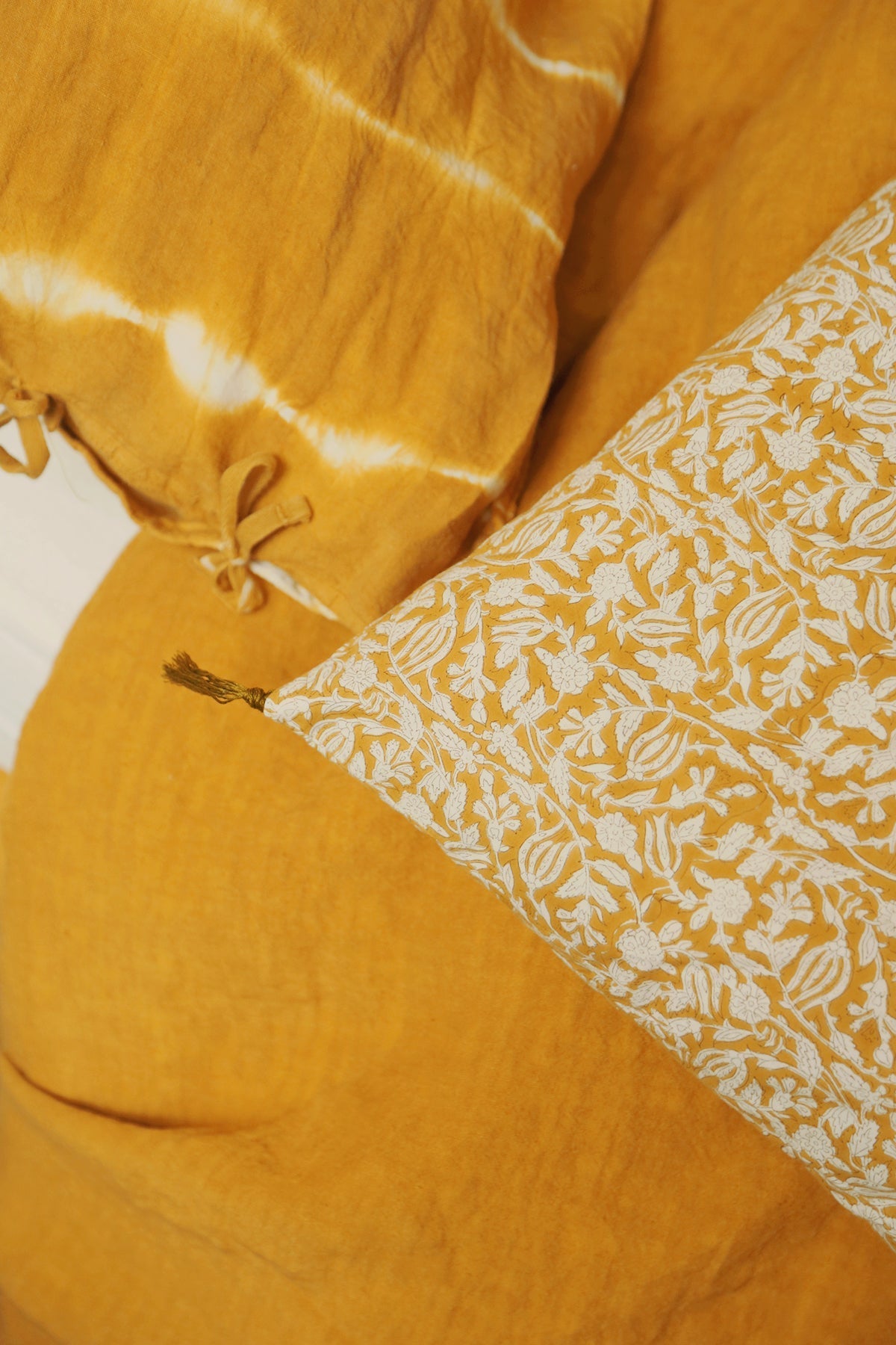 Housse de coussin Tulipan Curcuma