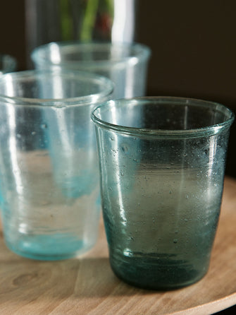 Verre de table : gobelet en verre, disponible en 2 tailles