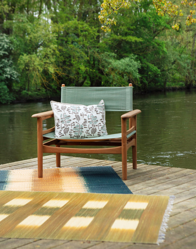 Fauteuil en teck Macha