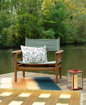 Fauteuil en teck Macha