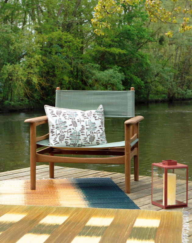 Fauteuil en teck Macha