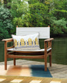 Fauteuil en teck Macha
