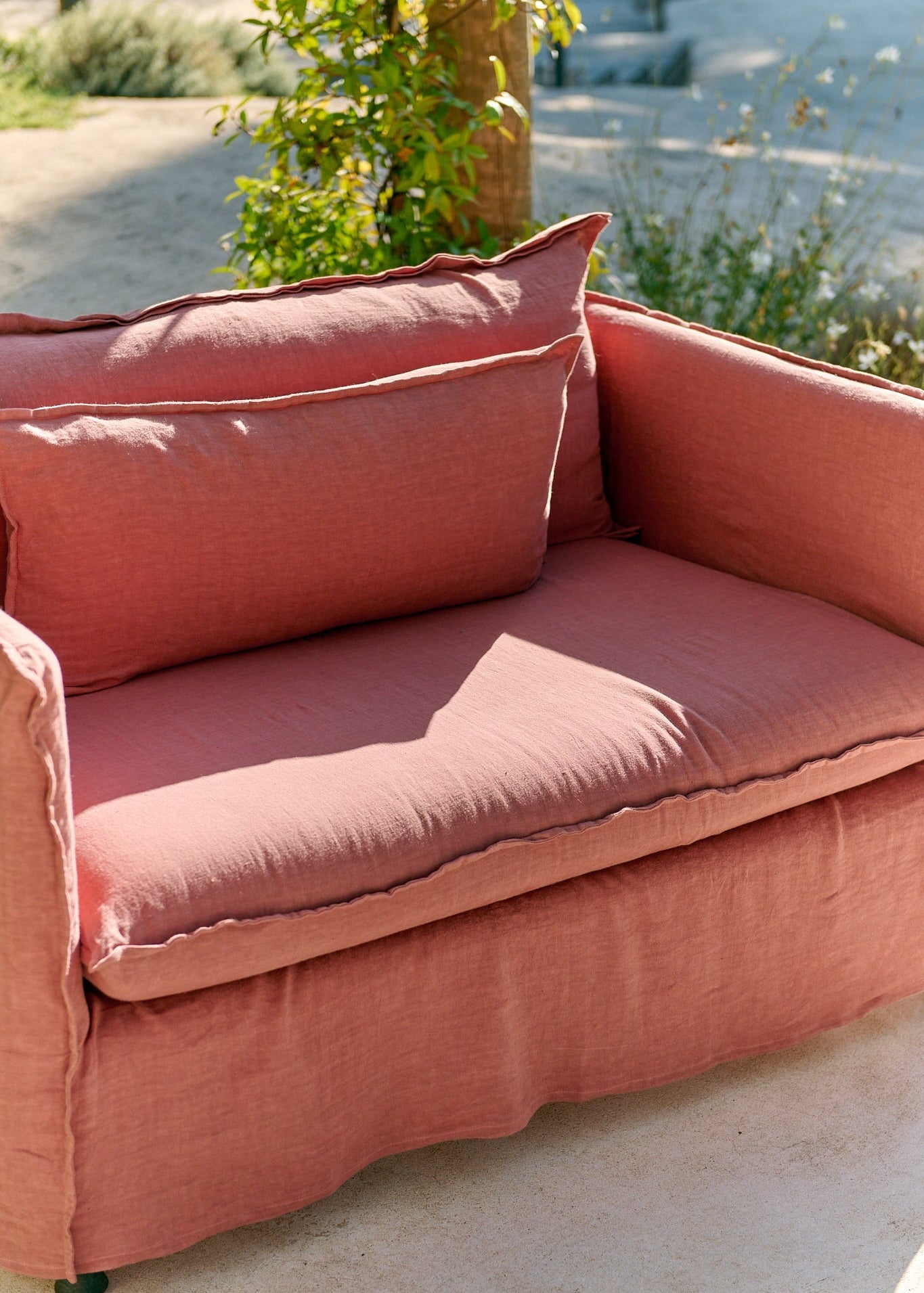Selena Holi 1-2 seater linen loveseat - Caravane - 120 cm