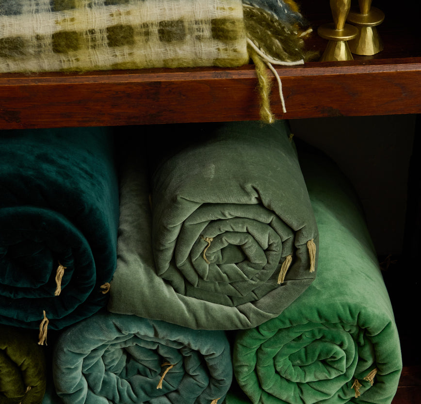 Washed velvet sofa cover