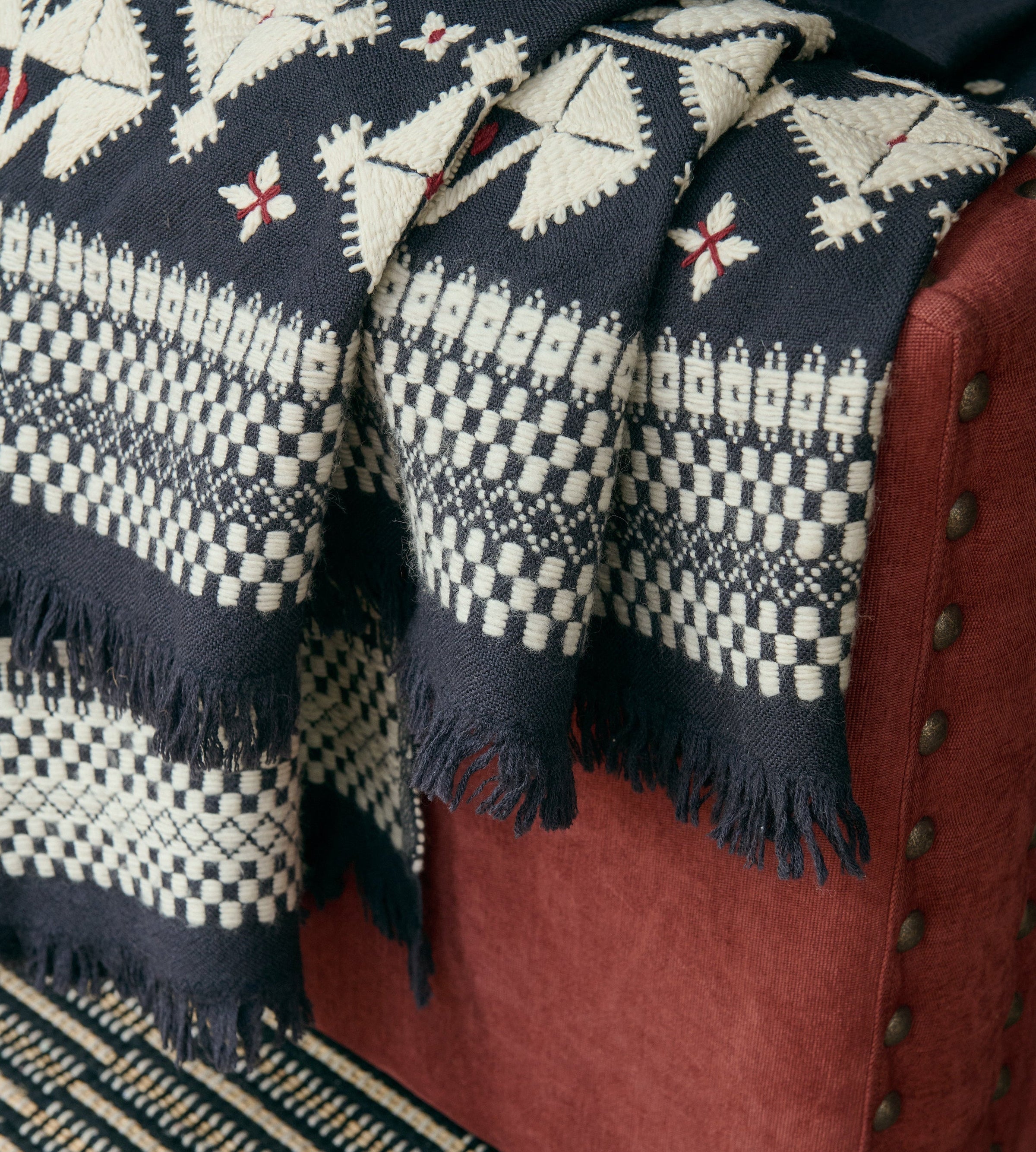 Elzear Plaid