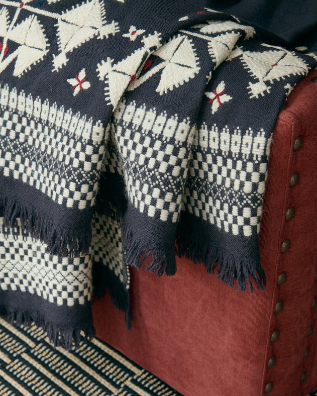 Elzear Plaid