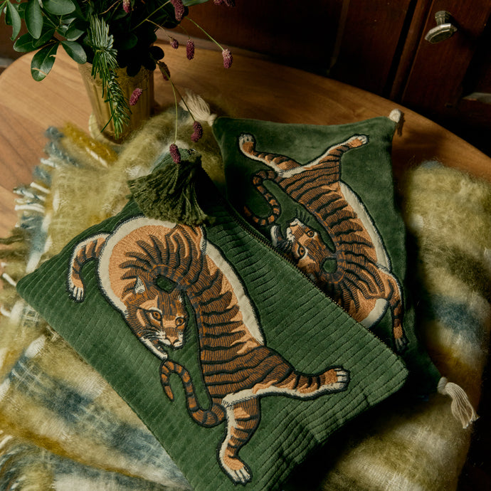 Tagor pouch