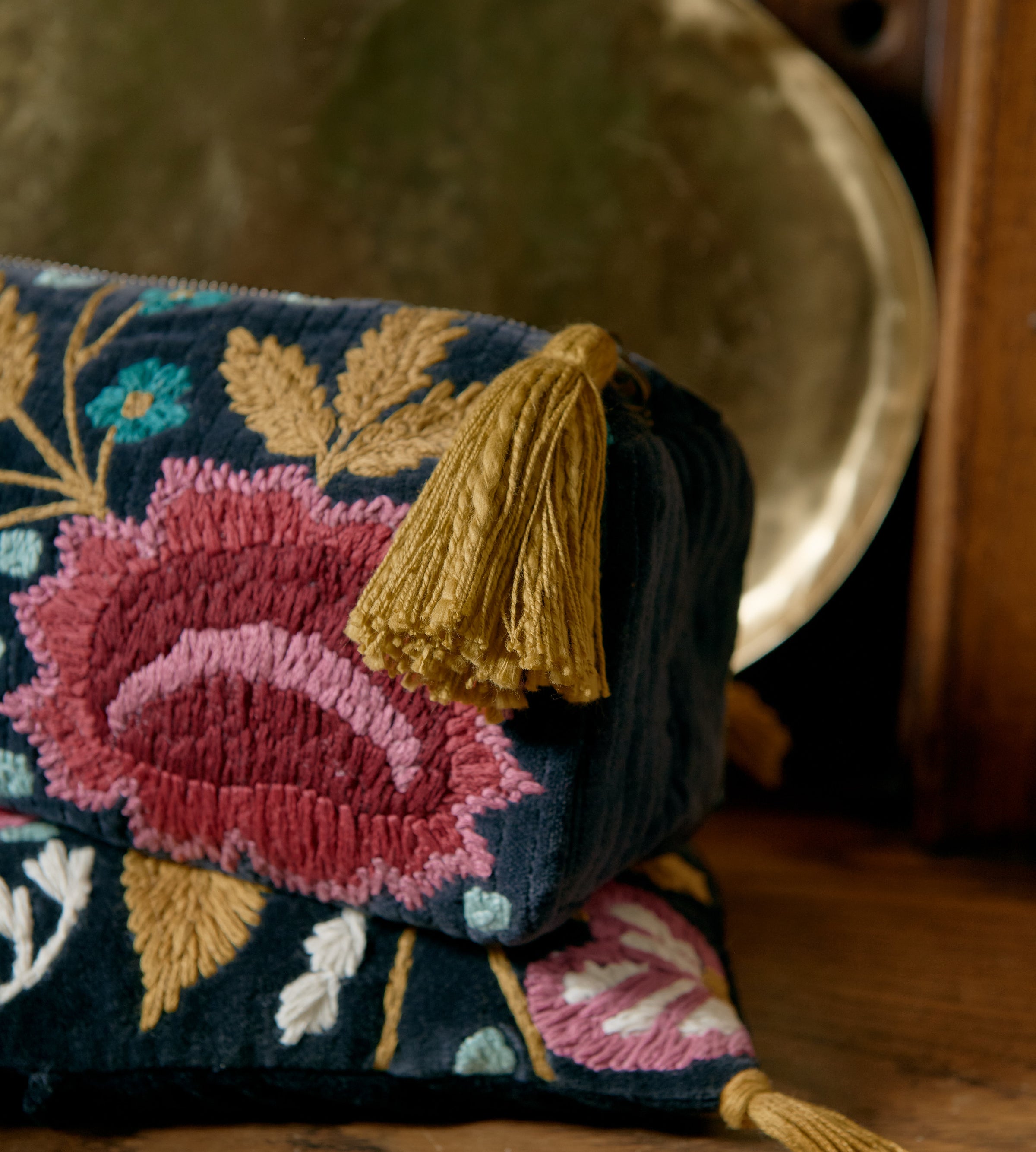 Badoo quilted pouch