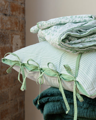 Pattee Bedding Set - Glacier