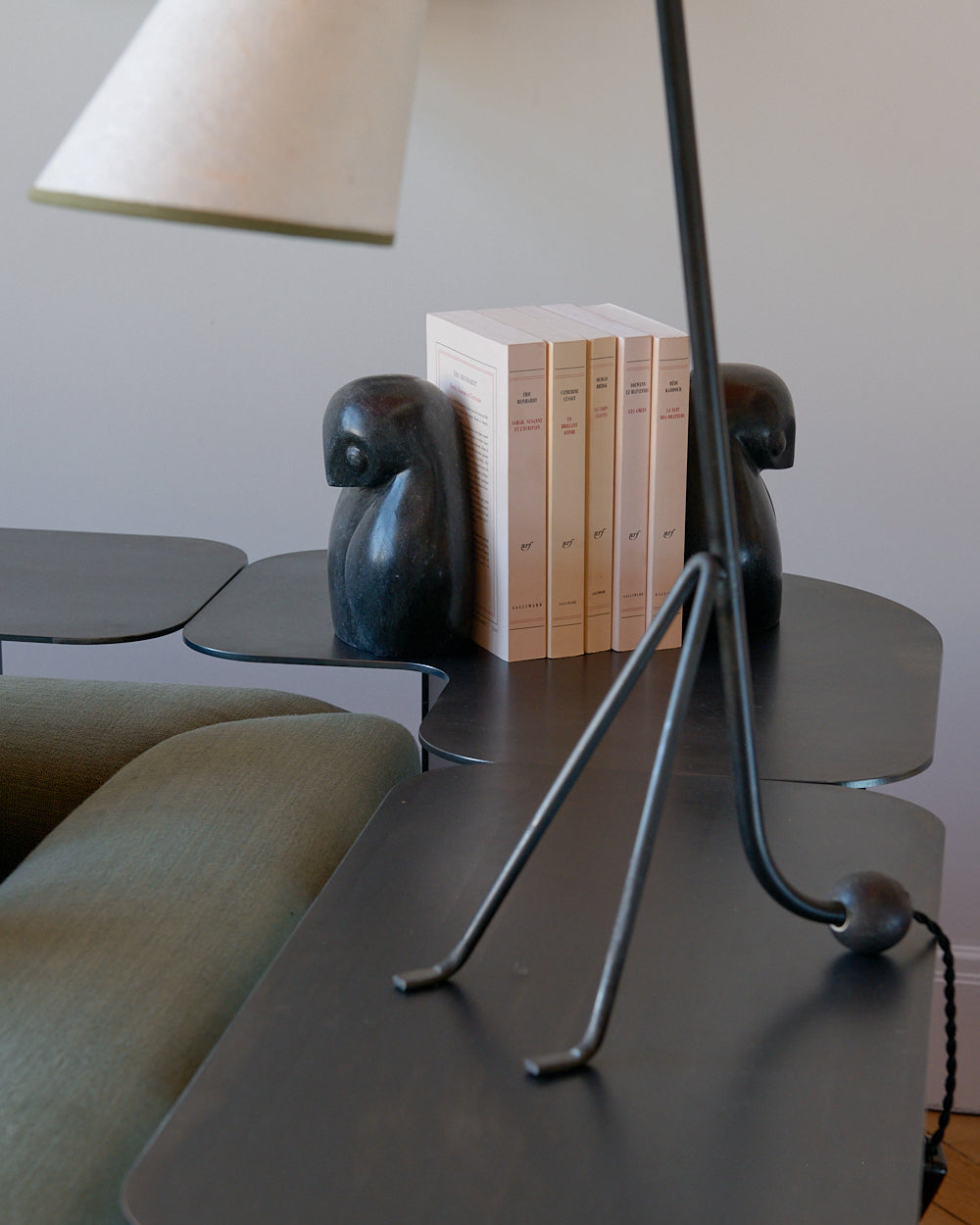 Ullu Bookend