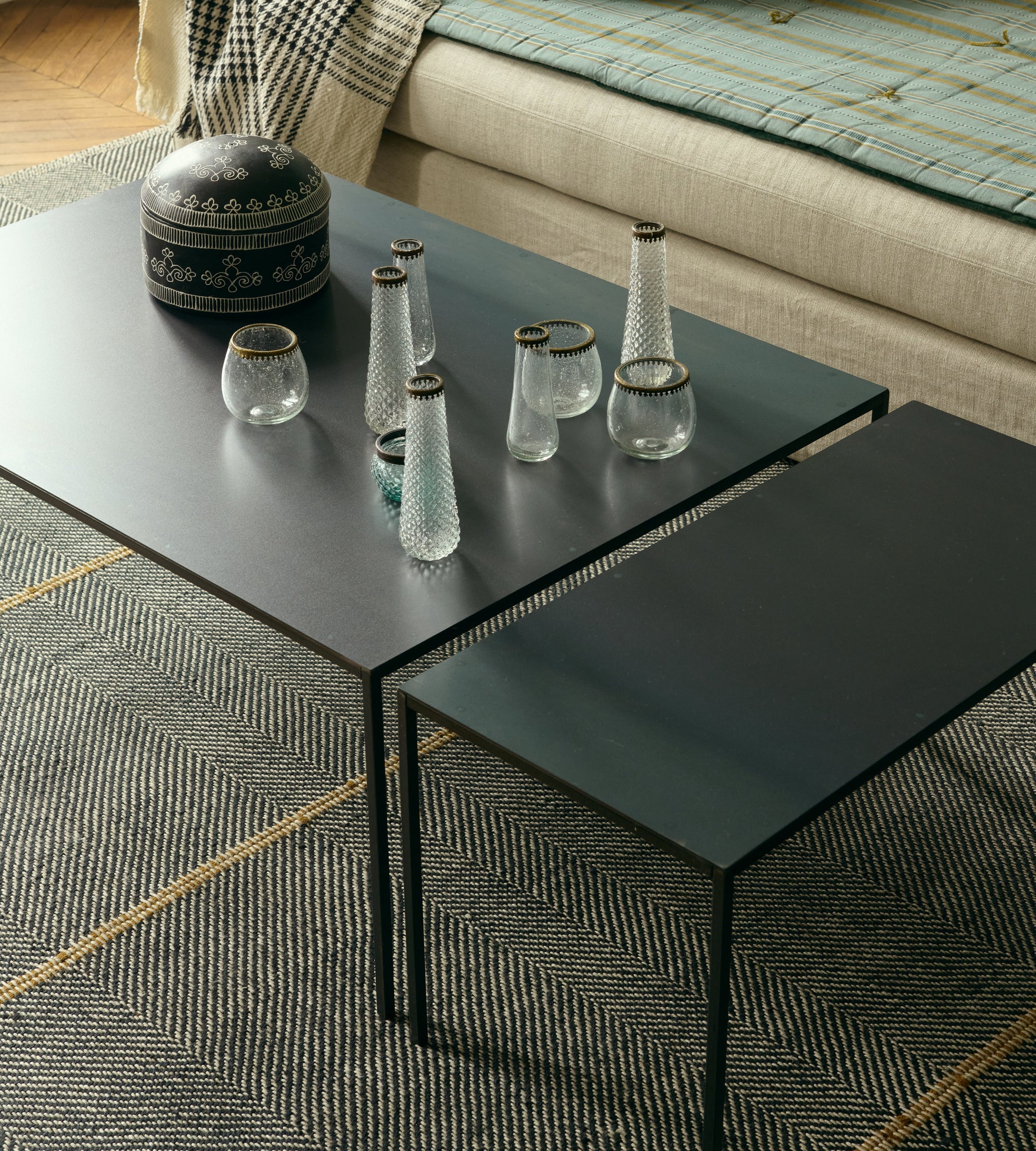 Domino coffee table