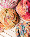 Echarpes colorées en coton