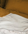 Linge de lit : couvre-lit blanc