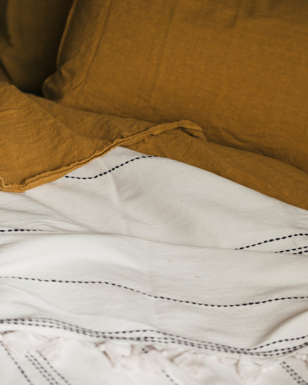 Linge de lit : couvre-lit blanc