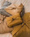 Literie emballée dans des Furoshiki avec le même tissu