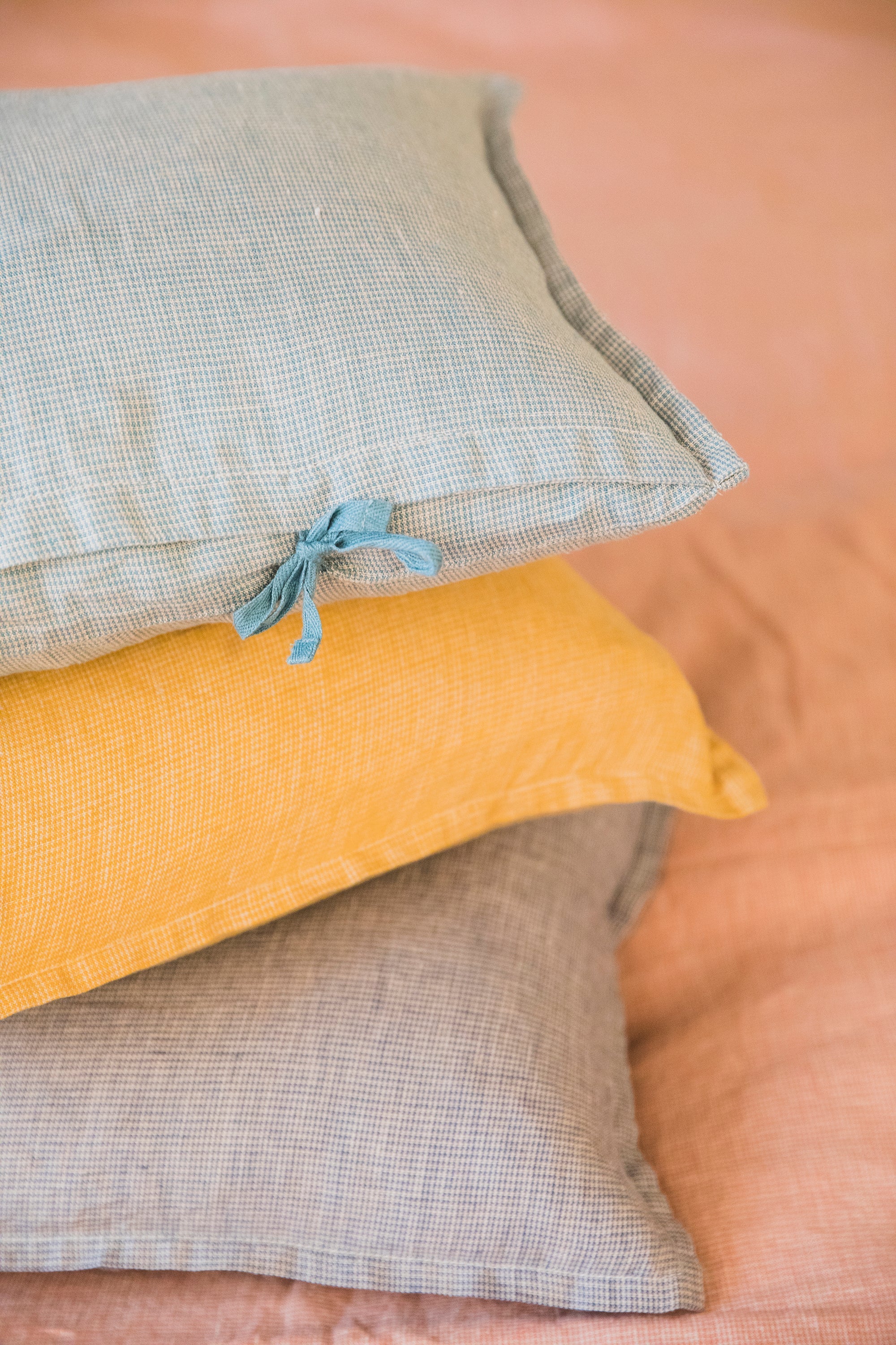 Petite housse de coussin Fil à fil en lin lavé