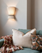 Lasso wall light