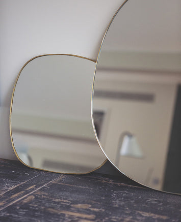 Miroir en laiton doré serti main Ame