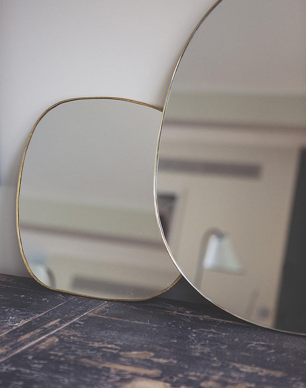 Miroir en laiton doré serti main Ame