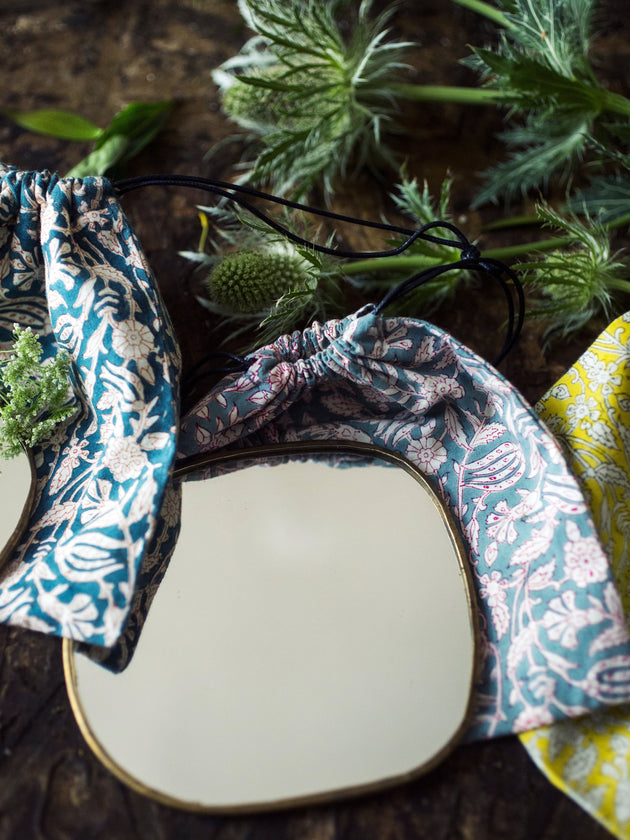 Ame mini miroir facile à emporter