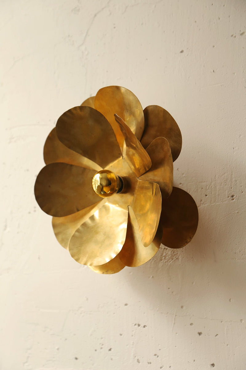 Applique murale en fleur doré Cosmos