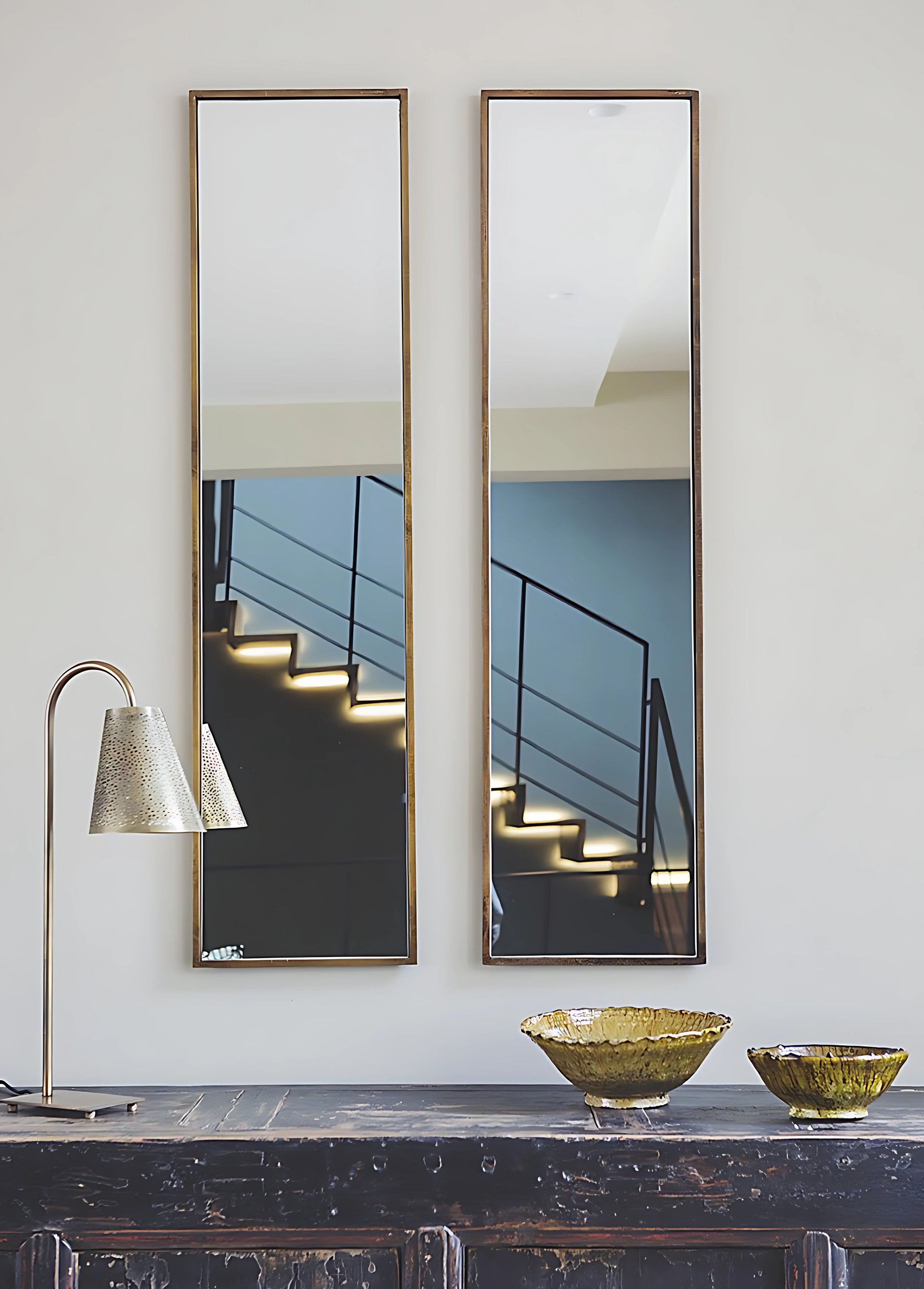 2 grands miroirs rectangulaires en acier brossé pour agrandir une pièce