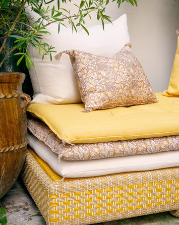 Divan d'extérieur princesse à Paris